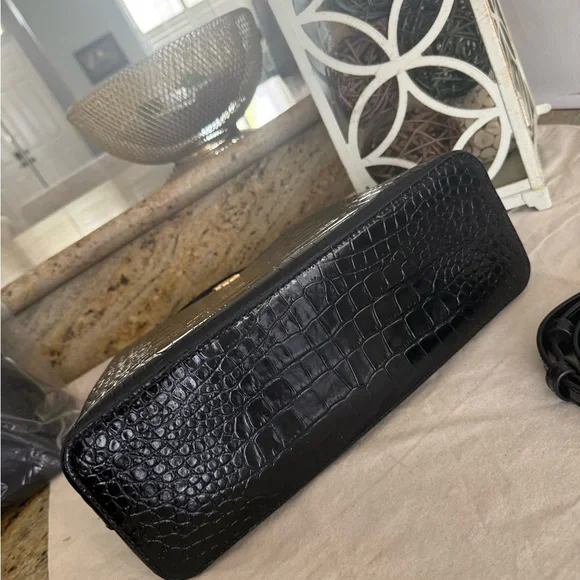 1018$+!! New Tory Burch Britten Black Leather Satchel & Matching Bifold Wallet - Picture 17 of 17